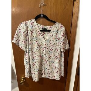1. State Floral Top -‎ Size 0X